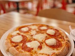 巨眼意式腊肉肠披萨-城市大道红炉披萨烘焙坊