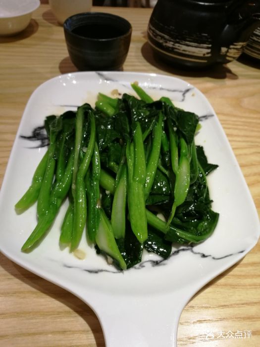 春梅里潮汕卤鹅(侨香店)蒜蓉青菜图片 - 第1张