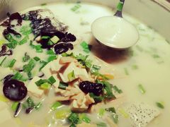 -姜君·千岛湖鱼头馆(浦东大道店)