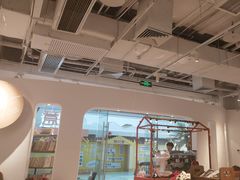 -灵意咖啡·西班牙美食(汕头金平万达广场店)