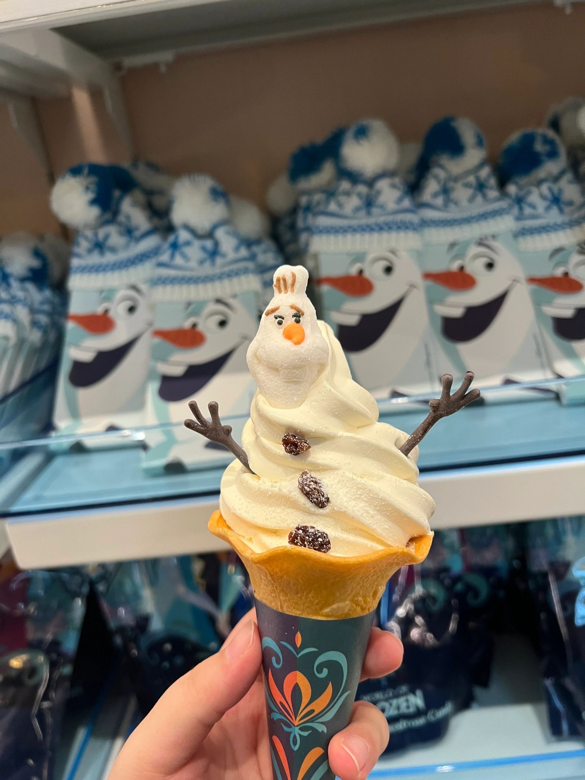 哇哇哇!港迪的雪宝冰淇淋也太好看了吧[调皮]