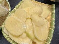 -周老三跷脚牛肉·全牛火锅(非遗传承店)