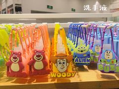 -名创优品(广东东莞东城万达2店)