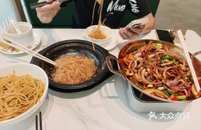 Jumping Squid and Shrimp