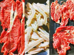 -潮牛宴·鲜牛肉自助火锅烤肉(龙岩新罗万达店)