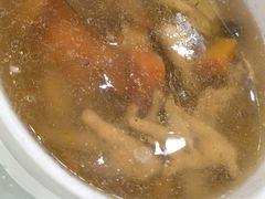 -口衣记鸡饭店
