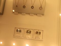 -Tiffany & Co.蒂芙尼
(广州太古汇店)