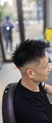 -尤司男士国潮理发馆