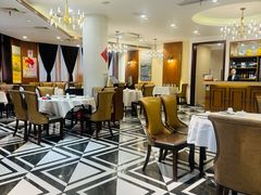 -老人和饭店(淮海中路店)