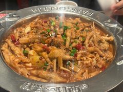 -胖哥俩肉蟹煲(湖滨银泰in77店)