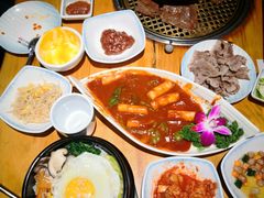 -唯成•韩国炭火烤肉 유성고기