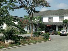 -鹅湖玫瑰文化园