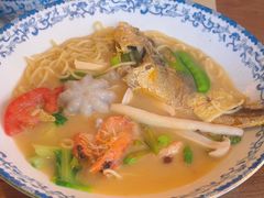 -霆记海鲜·只为这碗面(滨江店)