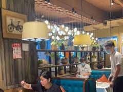 大堂-领鲜活海鲜榴莲自助火锅(东门店)