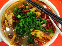 招牌螺蛳粉-螺小胖柳州螺蛳粉(钟楼总店)