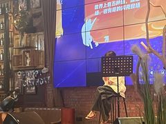 -临界音乐酒馆·小龙虾·江湖菜(华熙LIVE·鱼洞店)