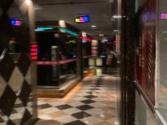 -好乐迪(张扬路八佰伴店)