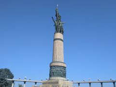 -人民防洪胜利纪念塔