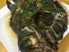 清蒸石斑鱼-覃记海鲜美食餐厅
