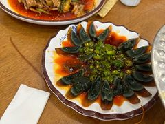 -石磨豆花家常菜·牦牛排土火锅