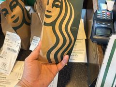 -星巴克(郑州曼哈顿广场店)
