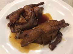 豉油皇乳鸽-文记壹心鸡(宝华路店)