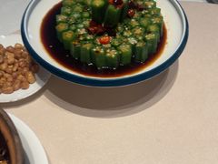 -八府香鸭·啫啫煲(华山路店)