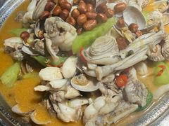 -魔鬼牛蛙小厨•烤鱼•龙虾(上马墩光华时代店)