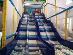 -蒙特利亲子乐园