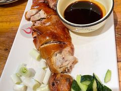 宜良脆皮小刀鸭-老滇山寨•云南特色菜•地方菜•民族风情歌舞表演(金碧店)