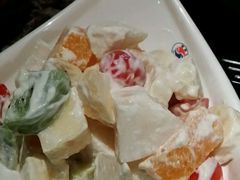 水果色拉-猪啊牛呀羊啊铜盘烤肉(正大广场店)