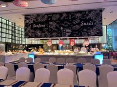 -飨食汇全日制餐厅·昆山皇冠假日酒店(九方店)