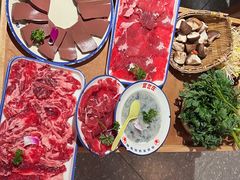 -贤合庄卤味火锅(时代广场店)