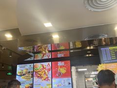 -麦当劳(展览路店)