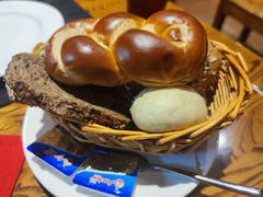 面包筐-申德勒加油站餐厅(三里屯北小街店)