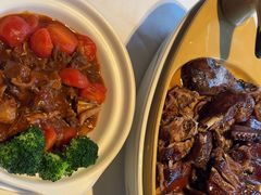 -八府香鸭·啫啫煲(华山路店)