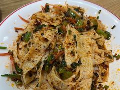 -三好食堂(煎饺·馄饨·肉饼米线·盛世广场店)