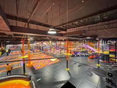 -Tenker Club弹刻极限主题公园 · 蹦床 · 团建 · 生日派对(大关店)