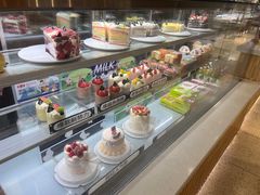 -焙丽拾光(麦凯乐直营店)