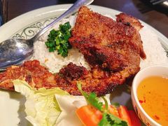 -大头虾越式风味餐厅(光明广场店)