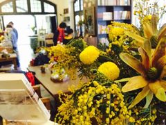 iphone_upload_pic-良友书坊(安徽路店)