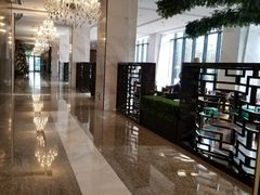 -上海虹桥西郊假日酒店