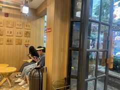 -霸王茶姬(南强街店)