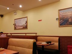 卡座-萨莉亚意式餐厅(悦荟广场店)