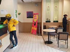 -德克士(通宝路店)