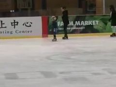 -陈露国际冰上中心(天津嘉里汇店)