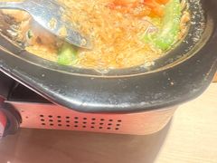 金蒜鲜虾现焗粉丝煲-避风塘(宝山万达店)
