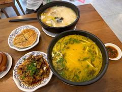 -桥香园云南过桥米线(红龙井店)