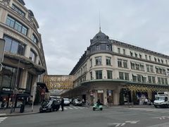 -乐蓬马歇百货公司(Rive Gauche)