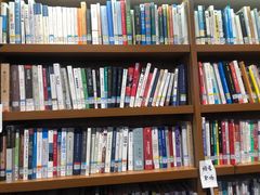 -时间行者书店(新安店)